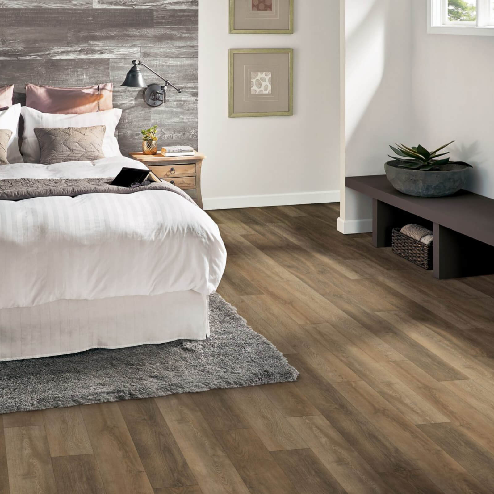 Bedroom vinyl flooring | Bixby Knolls Carpet